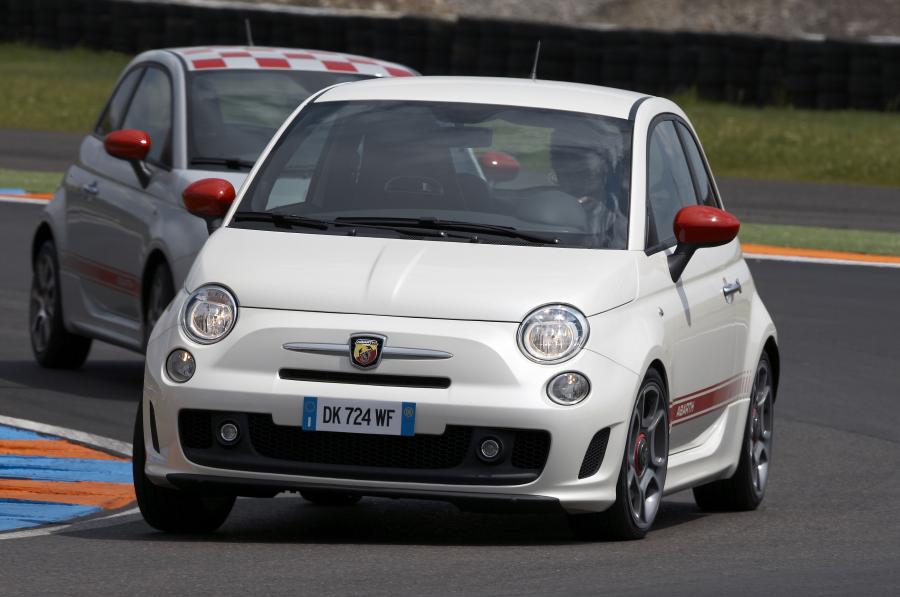  Fiat 500 Abarth 2008 года  (фото 26 из 73)